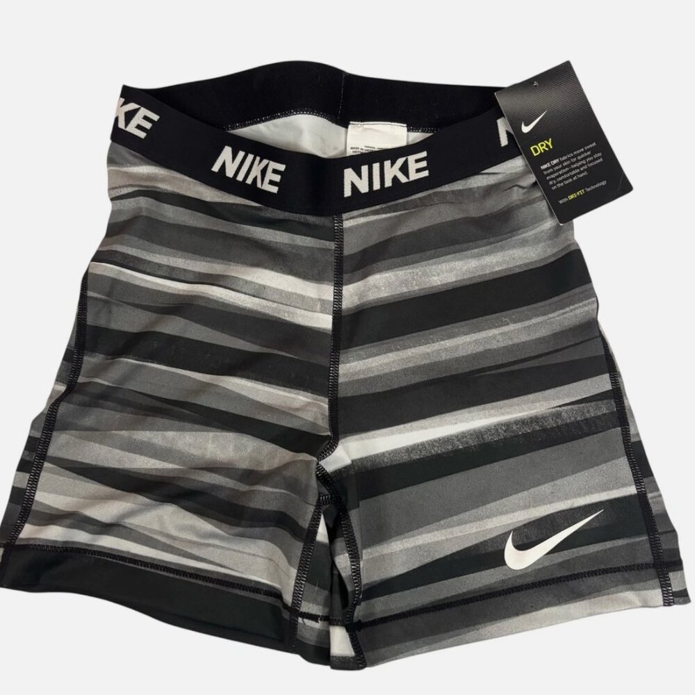 Nike Women's Size Medium Baselayer Black/Grey Training Shorts NEW with tags